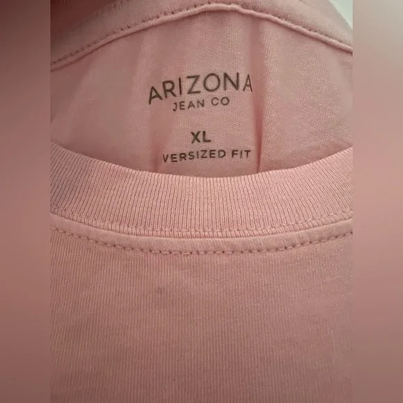 Pink graphic tee - Picture 2 of 2